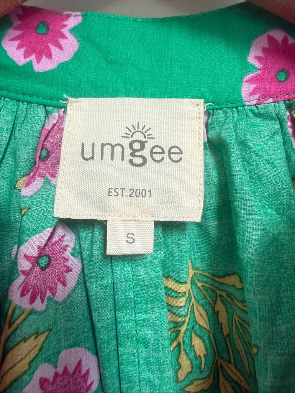 Umgee Green Floral Summer Blouse - Picture 4 of 7
